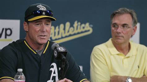 A's reward manager Bob Melvin with 2-year contract extension - ABC7 San ...