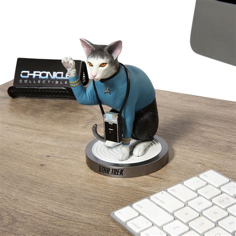 The Trek Collective: Star Trek Cats now coming as statues