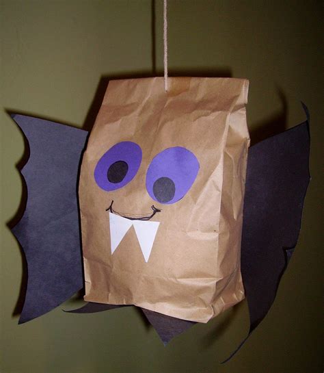 Brown Paper Bag Bat | KIDS & GLITTER