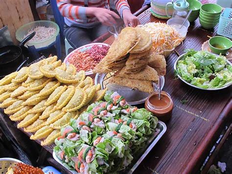 True Taste Of Vietnamese Street Food In Danang - HA Food Tours