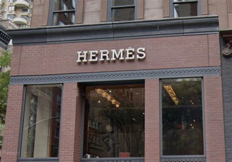 Hermès Store Opening in Williamsburg For…Umm…Some Reason - Greenpointers