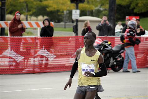 2009 Chicago Marathon Winner Samuel Wanjiru Editorial Stock Photo - Image of endurance, exercise ...