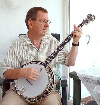 Banjo | Stringed, Fretted, Plucked | Britannica