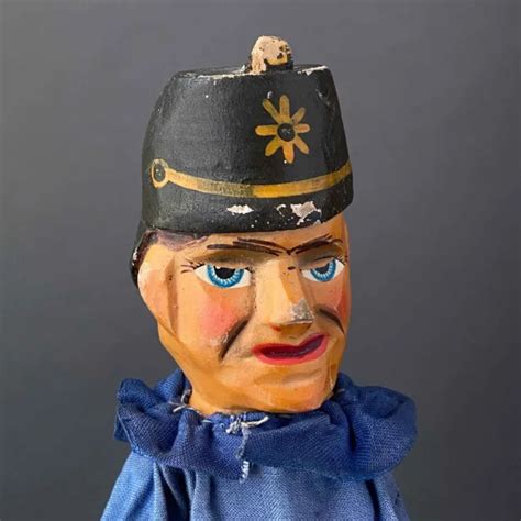 PUNCH AND JUDY CONSTABLE Hand Puppet ~ Early 1900s Victorian Carved Wood Toy $75.00 - PicClick