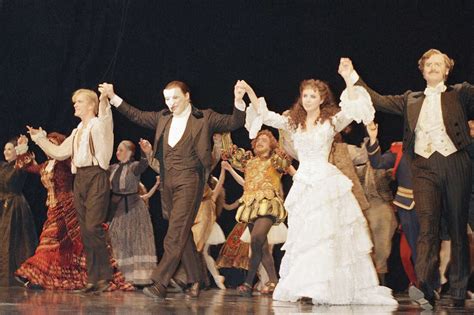 'Phantom of the Opera' closes after 35 years, and nearly 14,000 Broadway shows : NPR