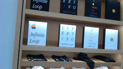 Apple Store at Infinite Loop ES - YouTube