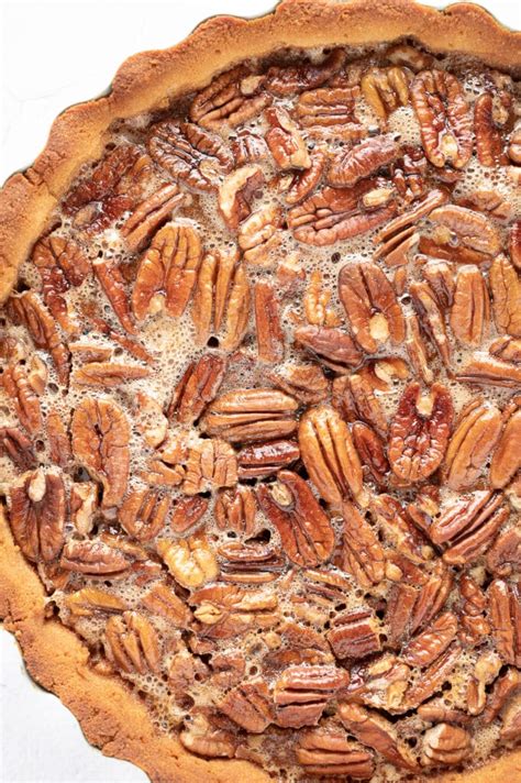 Sugar-Free Pecan Pie That Stays Sticky & Gooey When Cold!