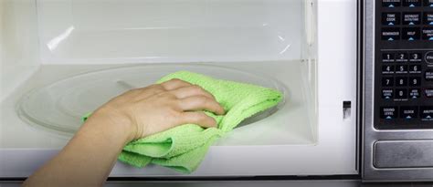 Tips to Clean Kitchen Appliances at Home | Zameen Blog