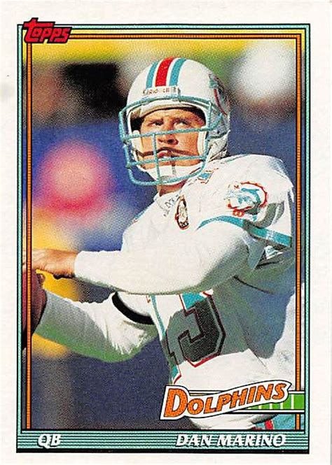 Dan Marino Football Card (Miami Dolphins) 1991 Topps #112