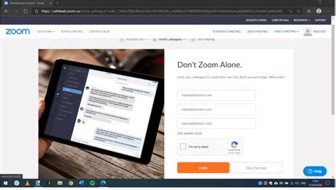 How to Use Zoom For Video Conferencing | TechPout