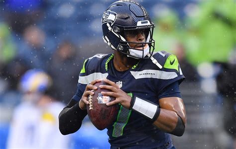 Seahawks, QB Geno Smith agree to $105 million contract – Fantom Sports ...