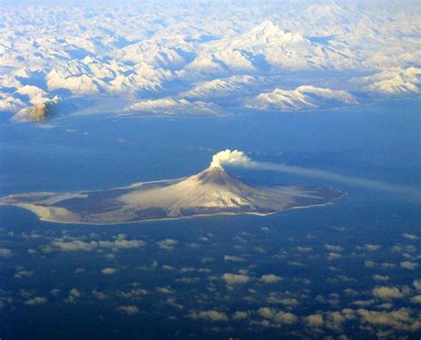 Volcano in the Aleutian Islands | Volcano, Aleutian islands, Nature