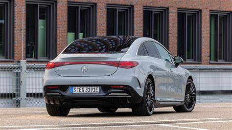 Review: The 2023 Mercedes-Benz EQE 350+ slips into the electric-luxury mainstream