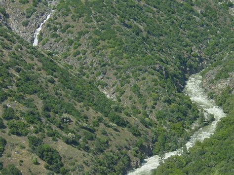 Waterfalls on Kings Canyon Highway (Sequoia National Forest, California, USA)