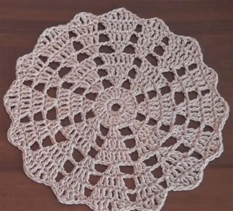 37 DIY Crochet Doily Patterns | How to Crochet Doilies Tutorials