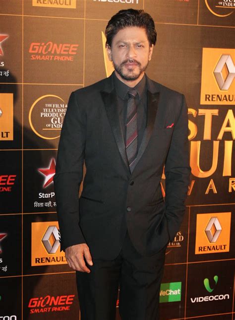 Shahrukh Khan at 9th Star Guild Awards 2014 | electrihot