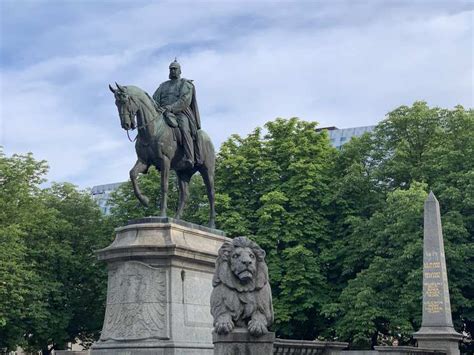 Standbild Kaiser Wilhelm - Karlsplatz, Stuttgart Routes for Walking and ...