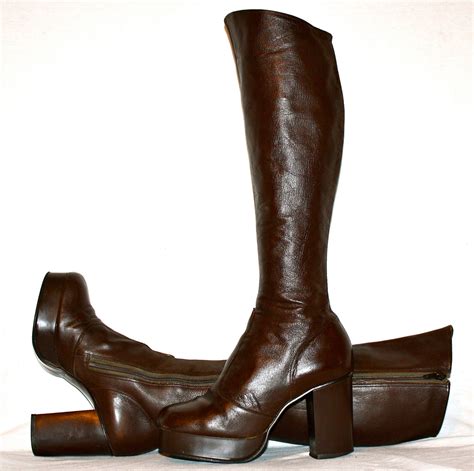 Vintage 70's PLATFORM Boots Brown Leather Ski High