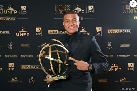 Kylian Mbappé (Meilleur joueur de Ligue 1) lors de la 28e cérémonie des ...