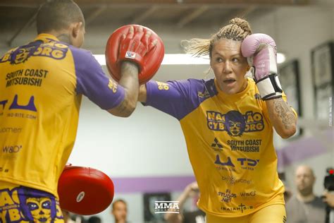 Photos: Cris Cyborg open workout at Bellator 238 media day - MMA Fighting