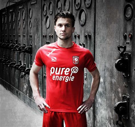 Twente 17-18 Home, Away & Third Kits Released - Footy Headlines