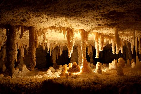 Caverns of Sonora: Sonora's Secret Cave - Unusual Places