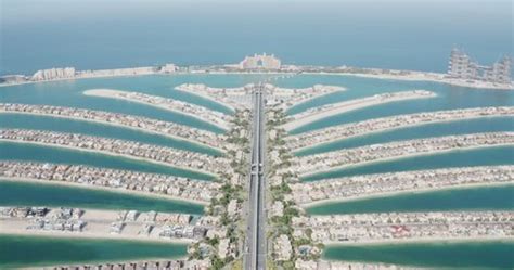 Stunning Aerial View Dubais Palm Jumeirah Stock Footage Video (100% ...