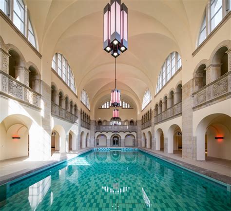 BERLIN'S ICONIC SWIMMING POOLS