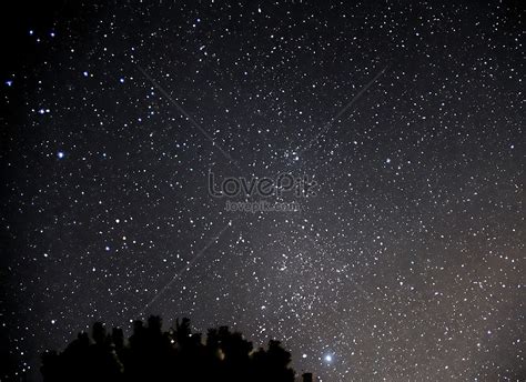 Night Sky With Stars Sparkling On Black Background Picture And HD Photos | Free Download On Lovepik