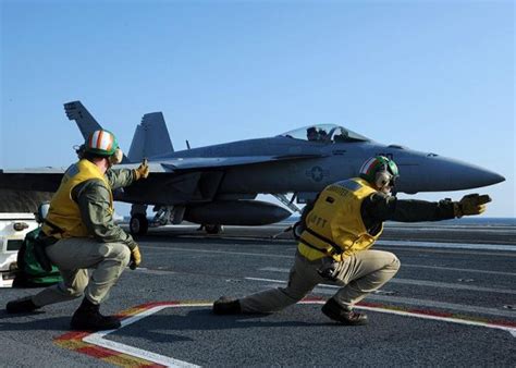 New launch system for aircraft carriers in shipboard testing - UPI.com