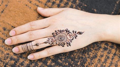 Beautiful One Finger Mehndi Design For EID 2020 - Simple Mehndi Designs For Beginners - EID ...