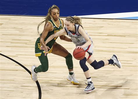 UConn vs. Baylor score, highlights: 3 totally insane things that happened in Elite Eight game