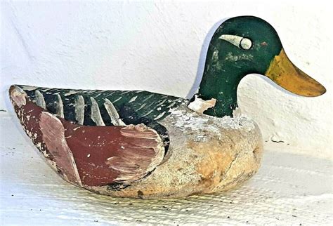 Antique and Vintage Duck Decoys: Identity and Value Guide