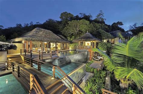 Top 10 Stunning Seychelles Resorts For An Unforgettable Vacation