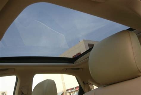 Lexus RX 350 Panoramic Glass Roof from the Inside