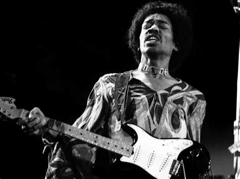 Hear my train a Comin' - the final days of Jimi Hendrix – Luxury London