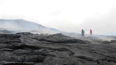 Hawaii Lava Flow Advancing Toward Pahoa Market | The Weather Channel