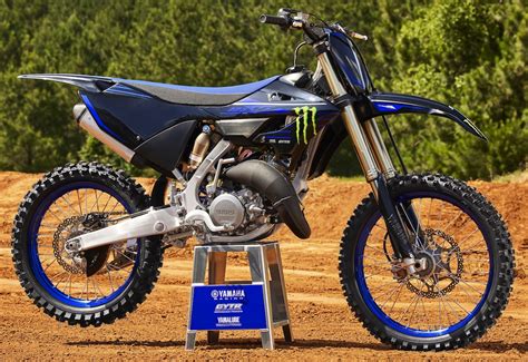 FIRST LOOK! 2022 YAMAHA YZ250 TWO-STROKE GETS A LONG AWAITED UPDATE ...