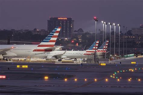 The 10 Busiest Airports In The United States