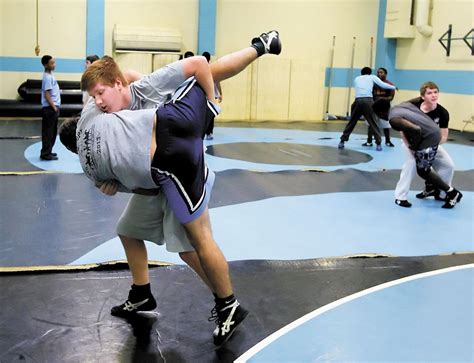 Numbers climbing among wrestle team | Prep Sports | yourgv.com