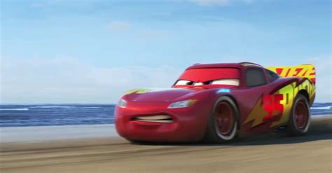 Latest 'Cars 3' trailer shows Lightning McQueen's triumphant return