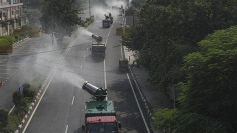 Anti-smog guns must at construction sites in Delhi, restrictions on ...