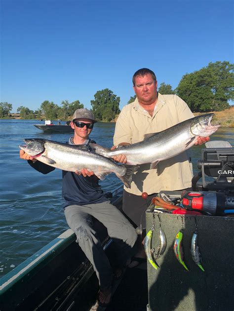 Picture gallery (12) Sacramento River Fishing Charter