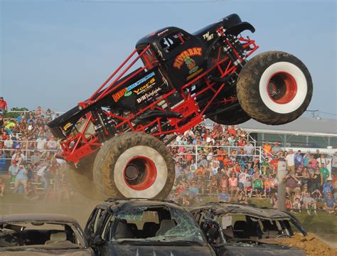 monster truck, Monster, Truck, 4x4, Offroad, Custom, Hot, Rod, Rods, Race, Racing Wallpapers HD ...