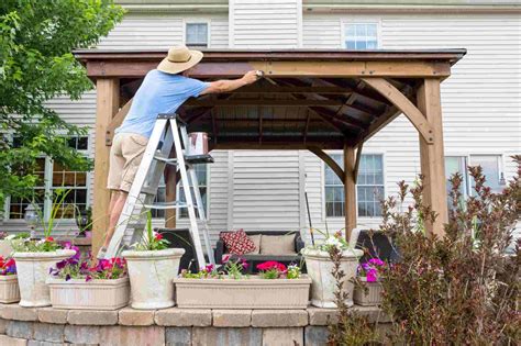 Transformer son carport en un espace détente - My Living Bloom