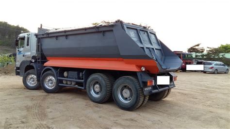 equipments21 - USED HYUNDAI DUMP TRUCK 24TON DIESEL 2006YEAR