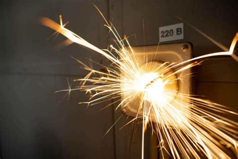 Arc Flash: Causes, Prevention and Safety Measures