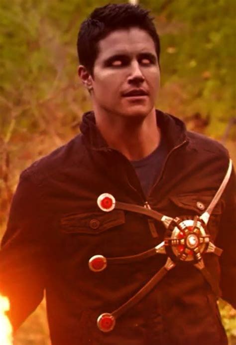 Ronnie Raymond | Firestorm (Robbie Amell in The Flash, Season 1, 2014 ...