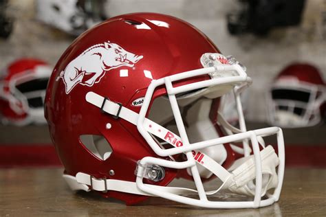 Arkansas Razorbacks Riddell Speed Authentic Helmet – Green Gridiron, Inc.