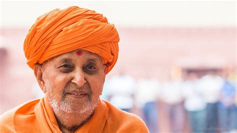 Picture Of Pramukh Swami Maharaj - God Pictures